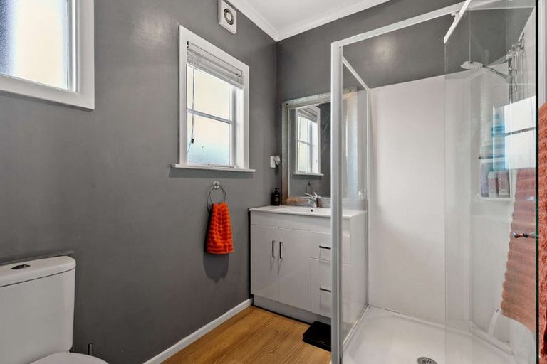 Photo of property in 49 Hamilton Road, Cambridge, 3434