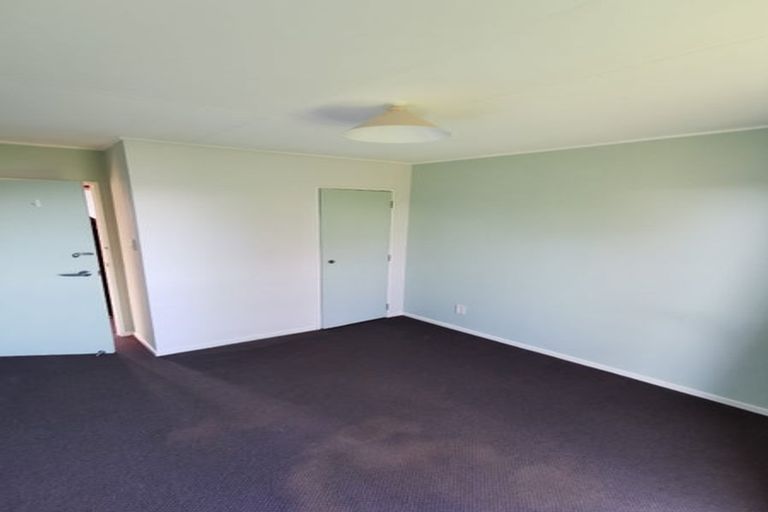 Photo of property in 17 Adkin Avenue, Levin, 5510