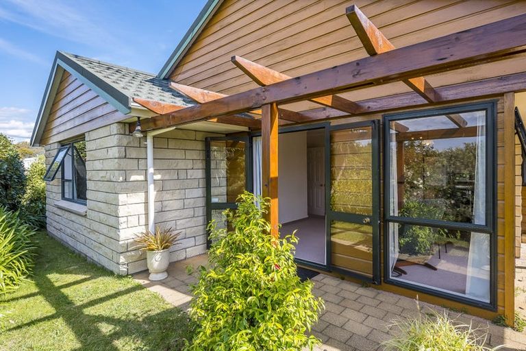 Photo of property in 5 Langdale Avenue, Paraparaumu, 5032