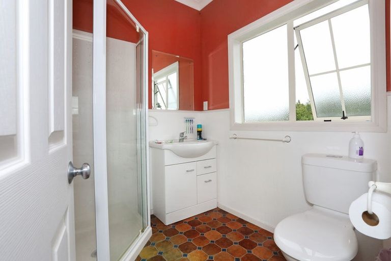 Photo of property in 67 Sandon Road, Feilding, 4702