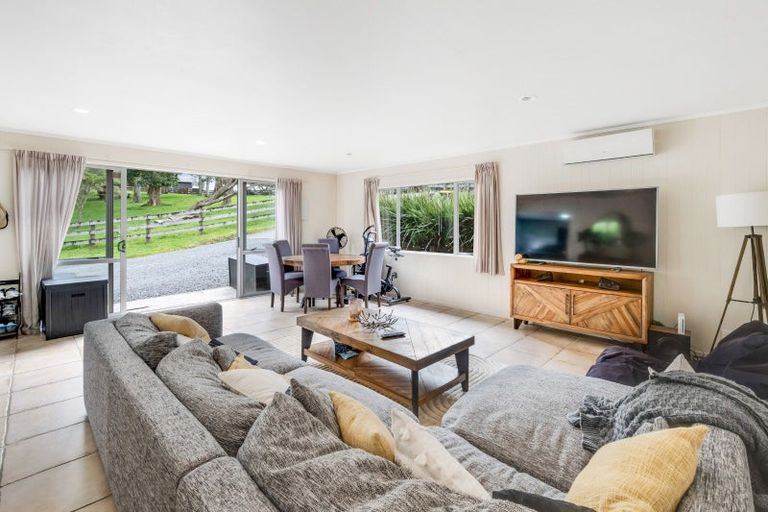 Photo of property in 167 Holdens Road, Clevedon, Papakura, 2585