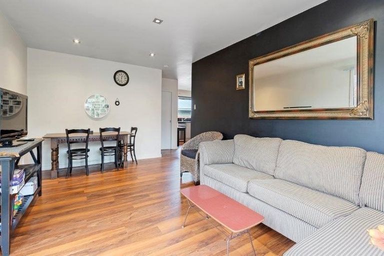 Photo of property in 4/34 Edward Avenue, Edgeware, Christchurch, 8013