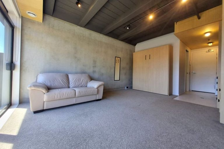 Photo of property in Vedado Apartments, 208/41u Hopper Street, Mount Cook, Wellington, 6011