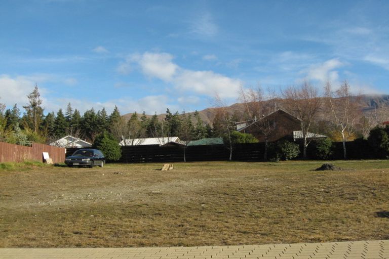 Photo of property in 42 Kings Drive, Wanaka, 9305