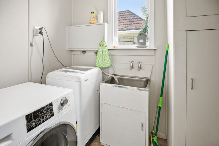 Photo of property in 711 Mackay Street, Thames, 3500