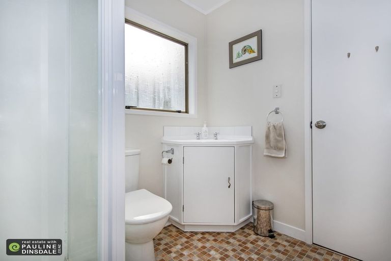 Photo of property in 35 Commins Road, Onerahi, Whangarei, 0110