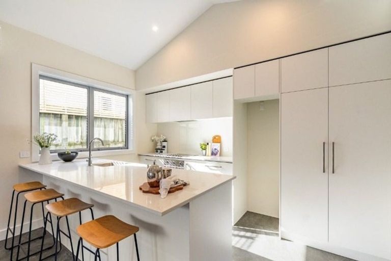 Photo of property in 56 Brentwood Street, Trentham, Upper Hutt, 5018