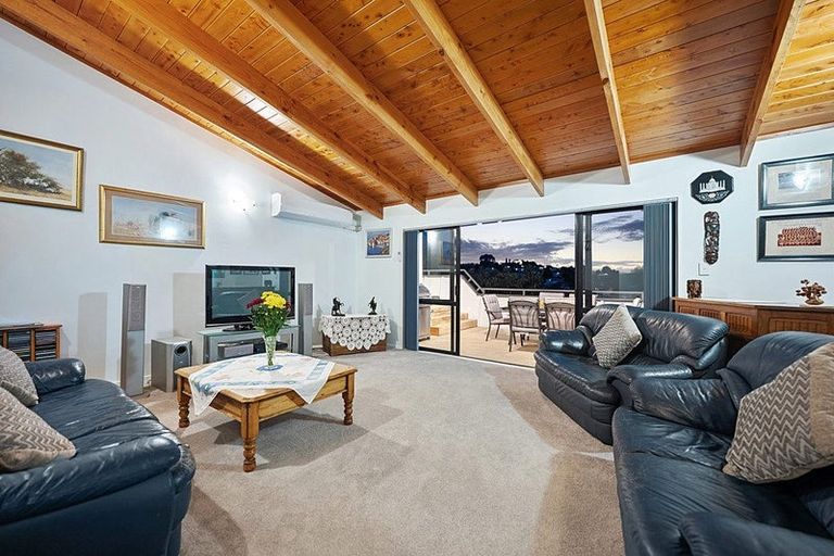 Photo of property in 42b Redwing Street, Browns Bay, Auckland, 0630