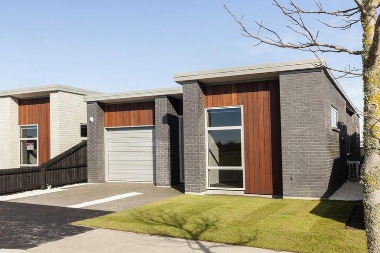 Photo of property in 6 Glen Rosa Lane, Broomfield, Christchurch, 8042