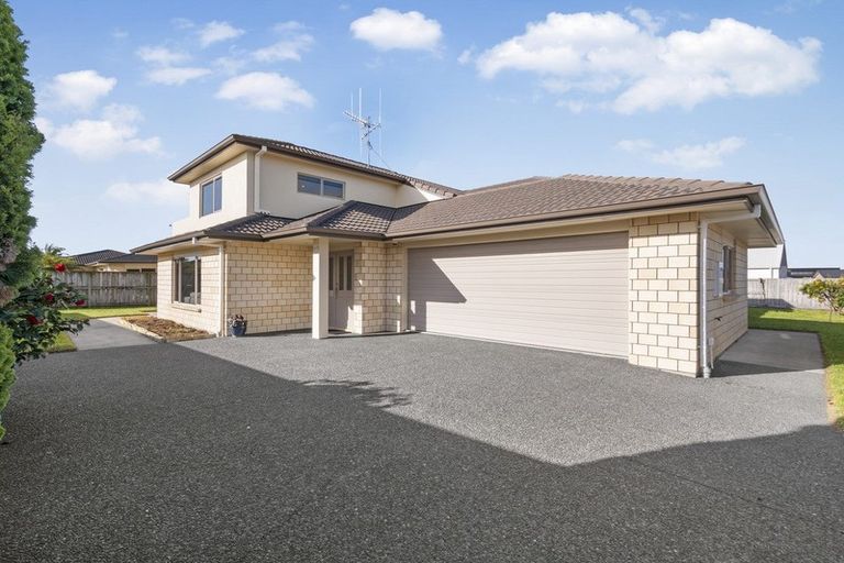 Photo of property in 5 Shire Place, Papamoa Beach, Papamoa, 3118