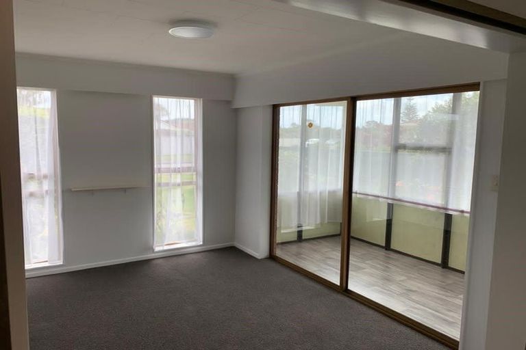 Photo of property in 13 Oriwa Street, Waikanae, 5036