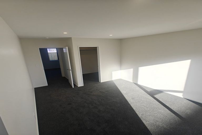 Photo of property in 10 Fernbird Road, Rolleston, 7678