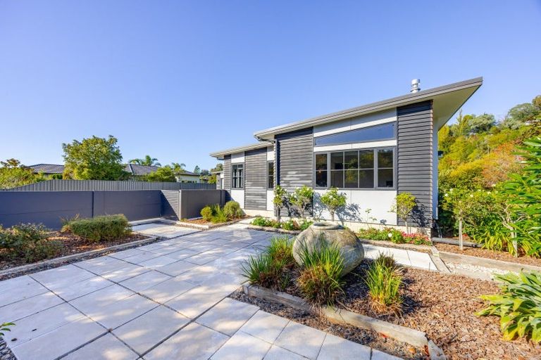 Photo of property in 80 Kent Terrace, Taradale, Napier, 4112