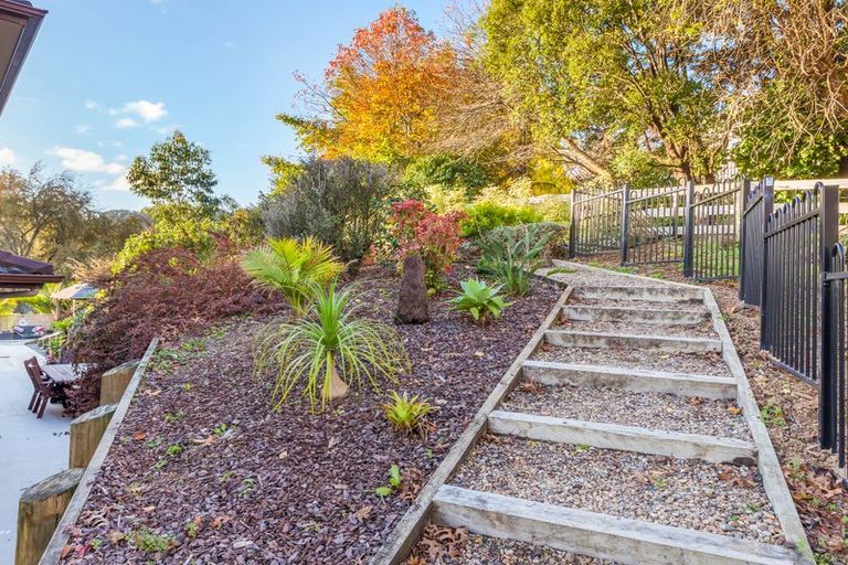 Photo of property in 50 Landing Road, Titirangi, Auckland, 0604