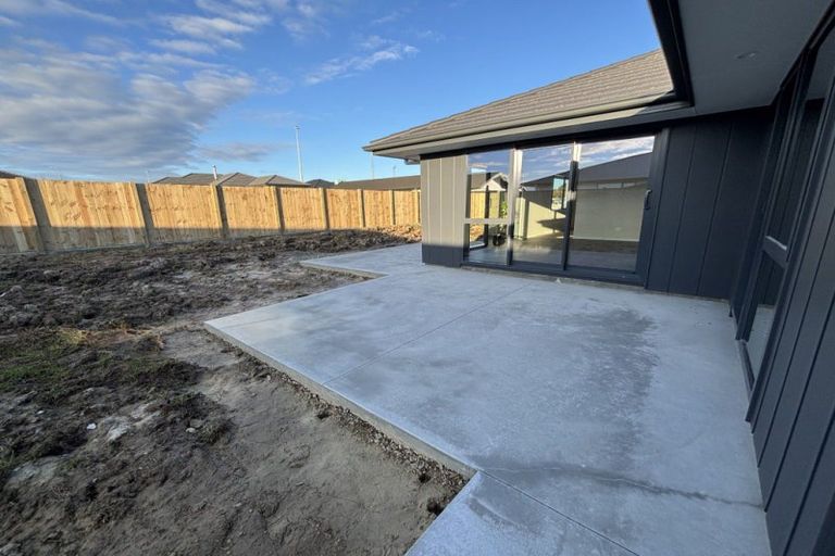 Photo of property in 13 Corrib Grove, Milson, Palmerston North, 4414