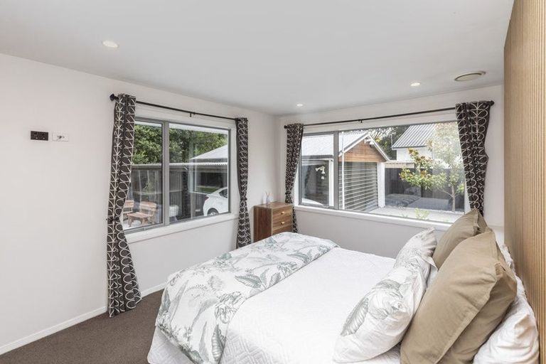 Photo of property in 477 Avonhead Road, Avonhead, Christchurch, 8042