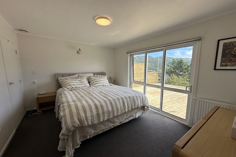 Photo of property in 24a Parklands Drive, Karori, Wellington, 6012
