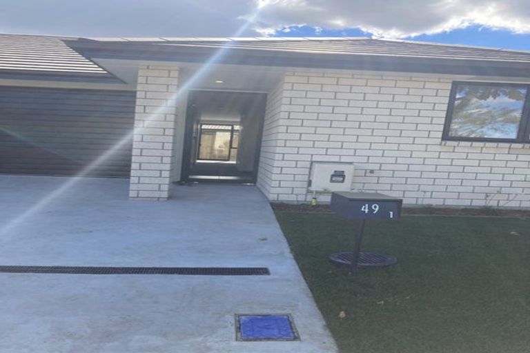Photo of property in 49u2 Holland Road, Fairfield, Hamilton, 3214