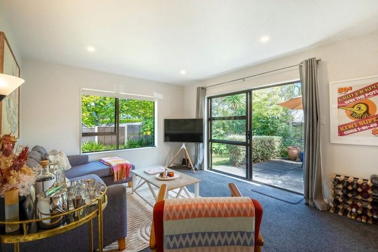 Photo of property in 23b Thorburn Avenue, Red Beach, 0932