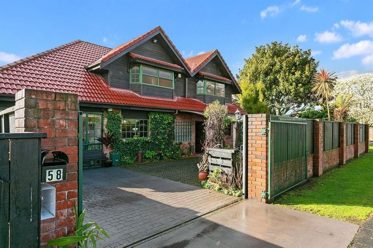 Photo of property in 58 Hamilton Road, Cambridge, 3434