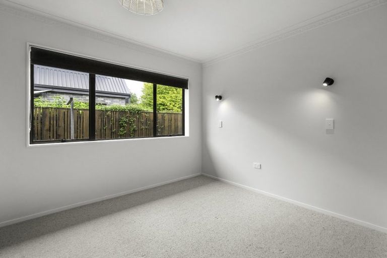 Photo of property in 34a Clare Street, Cambridge, 3434