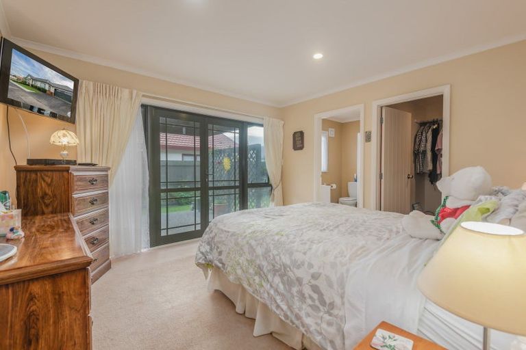 Photo of property in 1 Virginia Grove, Milson, Palmerston North, 4414