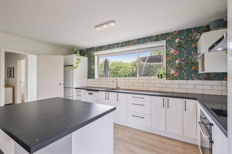 Photo of property in 1/6 Croziers Road, St Albans, Christchurch, 8052