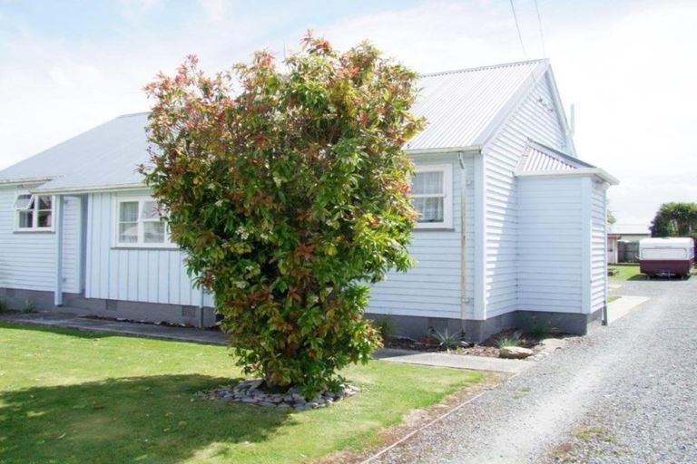 Photo of property in 52 Johnson Street, Milton, 9220