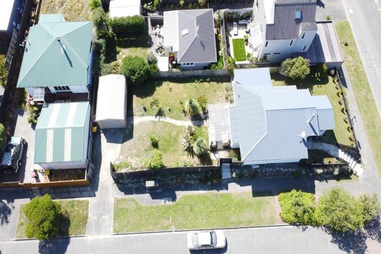 Photo of property in 34 Bowhill Road, New Brighton, Christchurch, 8083