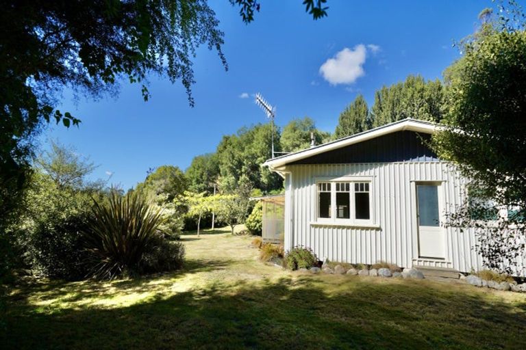 Photo of property in 1499 Motueka Valley Highway, Ngatimoti, Motueka, 7196