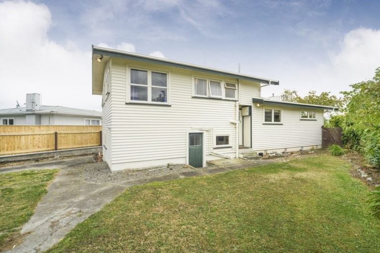 Photo of property in 38 Holdsworth Avenue, Milson, Palmerston North, 4414