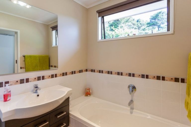 Photo of property in 410 Wyuna Bay Road, Wyuna Bay, Coromandel, 3581