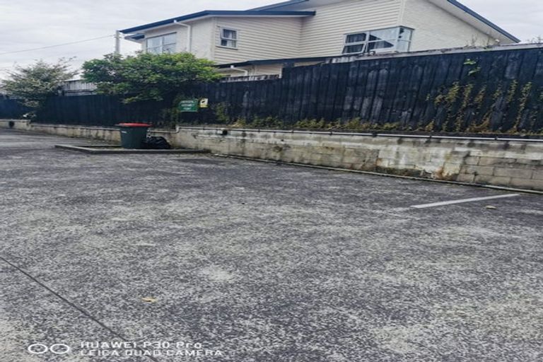 Photo of property in 13/242 Great North Road, Henderson, Auckland, 0612