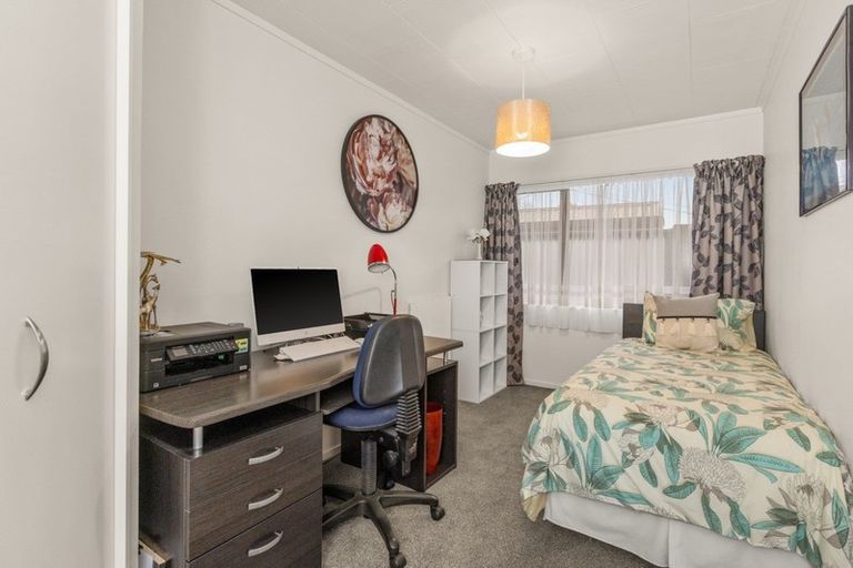 Photo of property in 1a Blenheim Street, Taradale, Napier, 4112