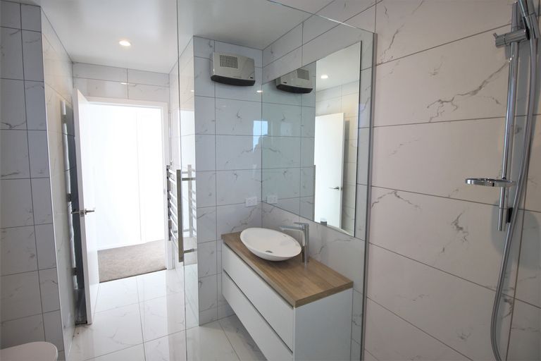 Photo of property in 28 Naylor Street, Hamilton East, Hamilton, 3216