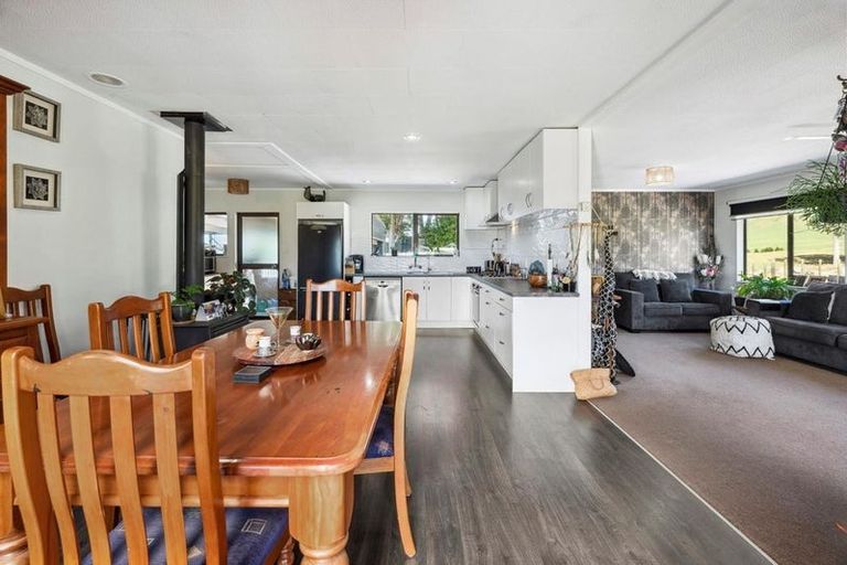 Photo of property in 402 Apirana Road, Horohoro, Rotorua, 3077