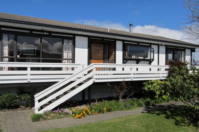 Photo of property in 40 Puriri Street, Hilltop, Taupo, 3330