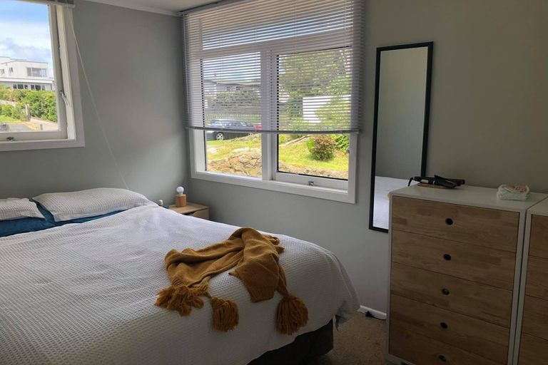 Photo of property in 9 Chapman Street, Johnsonville, Wellington, 6037