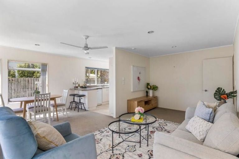 Photo of property in 3/478 Hibiscus Coast Highway, Orewa, 0931