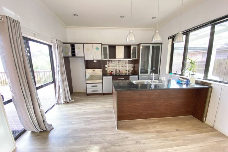 Photo of property in 7 Hornsey Avenue, Henderson, Auckland, 0612