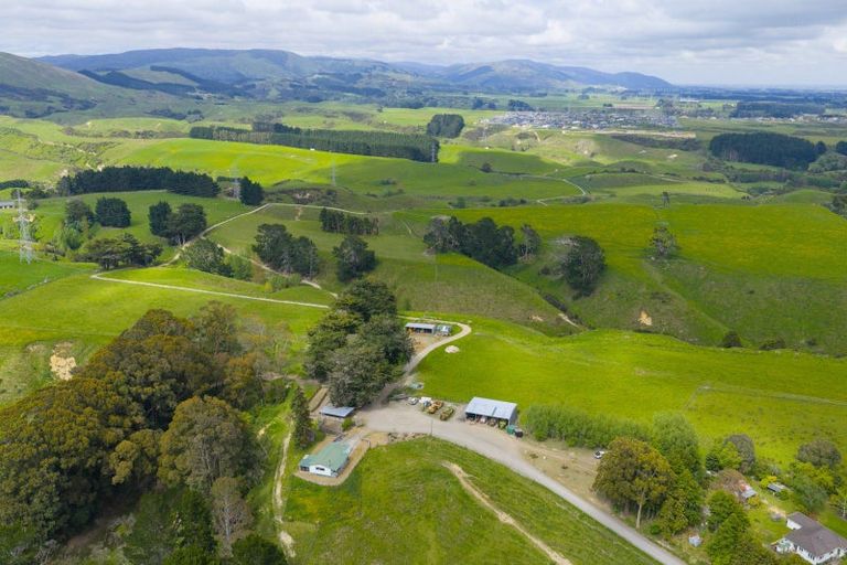 Photo of property in 158 Pahiatua Aokautere Road, Aokautere, 4471