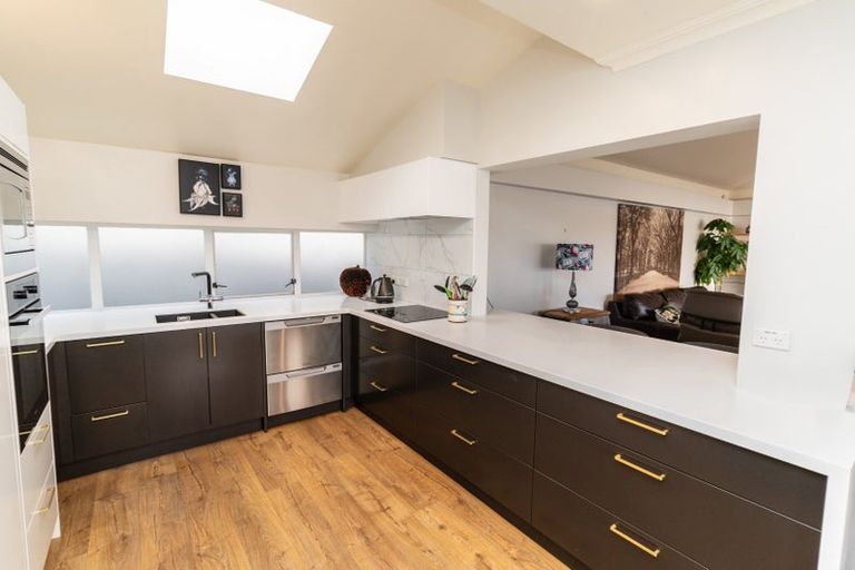 Photo of property in 9/9 Wilkinson Street, Oriental Bay, Wellington, 6011