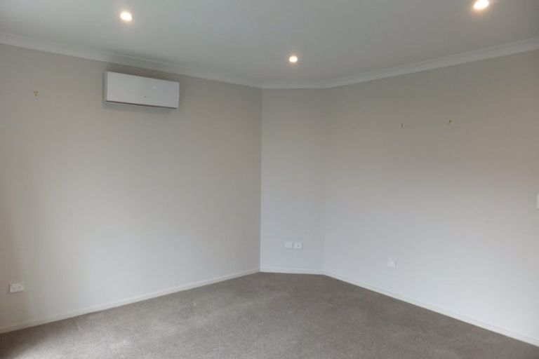 Photo of property in Maltworks Villas, 52/60 Port Hills Road, Heathcote Valley, Christchurch, 8022