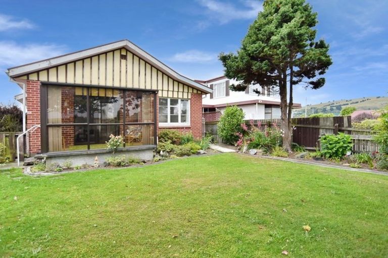 Photo of property in 1/11 Clouston Street, Saint Martins, Christchurch, 8022