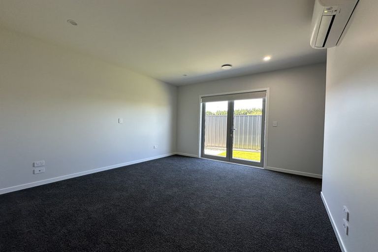 Photo of property in 6 George Yee Place, Taradale, 4112