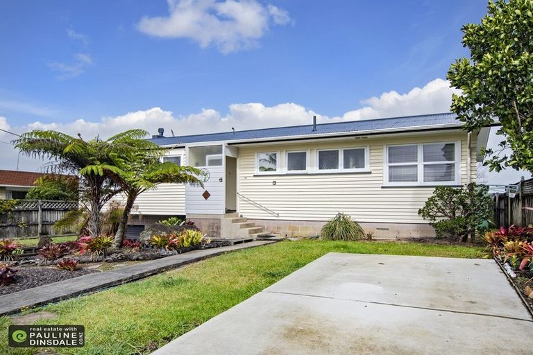 Photo of property in 54 Kokich Crescent, Onerahi, Whangarei, 0110