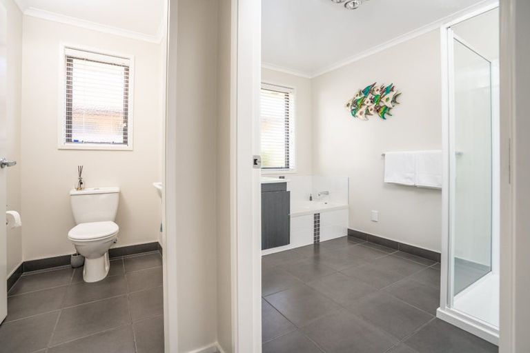 Photo of property in 3 Mcgregor Place, Paraparaumu, 5032