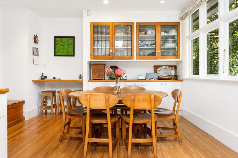 Photo of property in 11 Idris Road, Fendalton, Christchurch, 8052