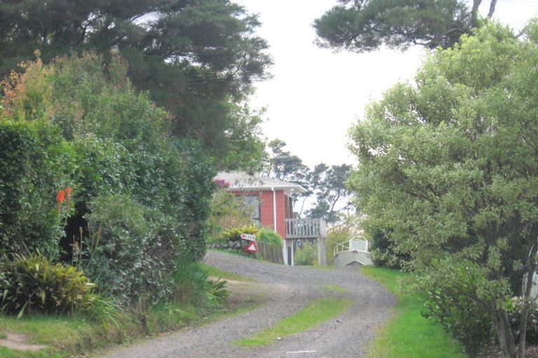 Photo of property in 237 Don Buck Road, Massey, Auckland, 0614