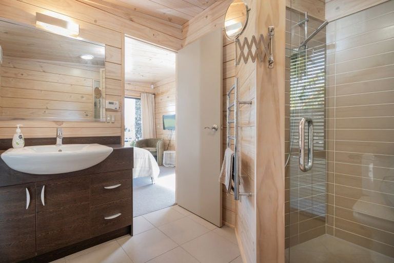 Photo of property in 115 Motu Hei, Pauanui, Hikuai, 3579